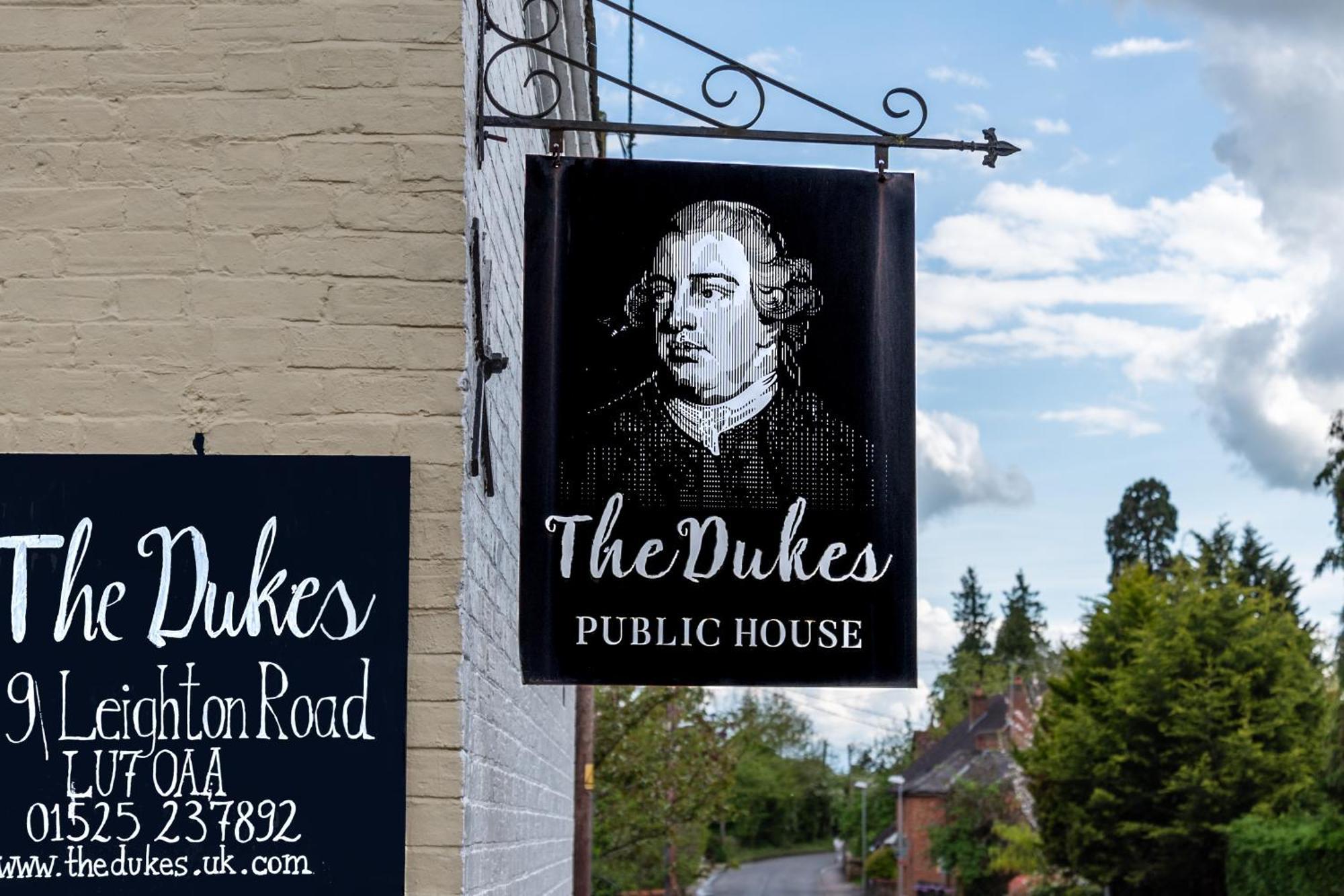 Отель The Dukes Лейтон-Баззард Экстерьер фото